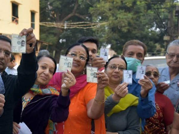 టైమ్స్ నౌ-వీఎంఆర్ ఓటర్ సర్వే