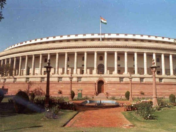  ప్రత్యేక కోర్టులు ఏర్పాటైతే...