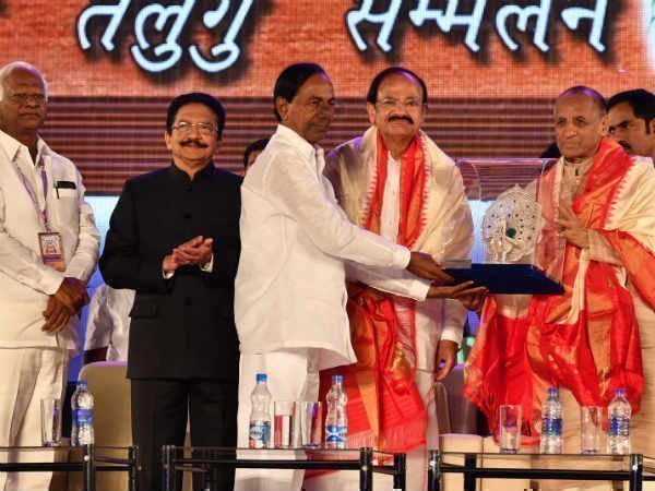 కవులు గురించి అద్భుతంగా