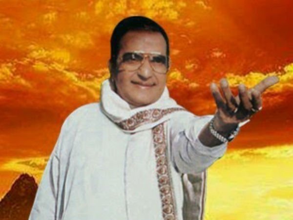 ఎన్టీఆర్ ఫోటో వివాదం...