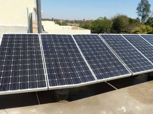 డిజైన్లపై సందేహాలు నివ్రుత్తి చేయాలని సీఎం చంద్రబాబు ఆదేశం