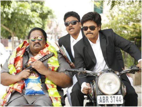 తమ్ముడు నేనున్నానంటూ పవన్ అభయం