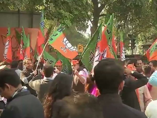  గతంలో కంటే తక్కువ సీట్లకు బీజేపీ