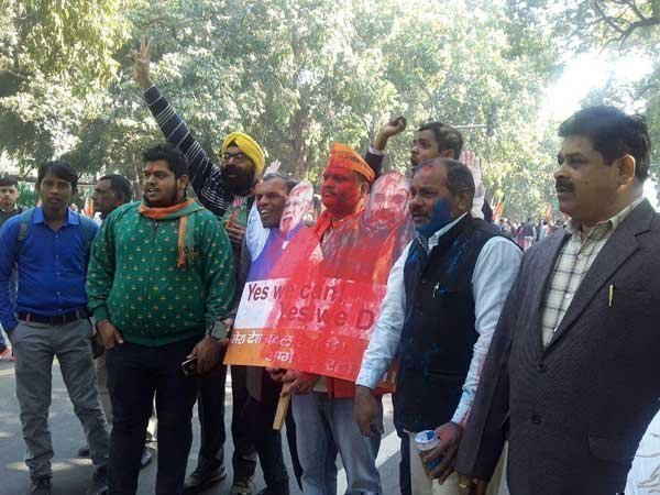  పిరమిడ్ వంటి నిర్మాణం...