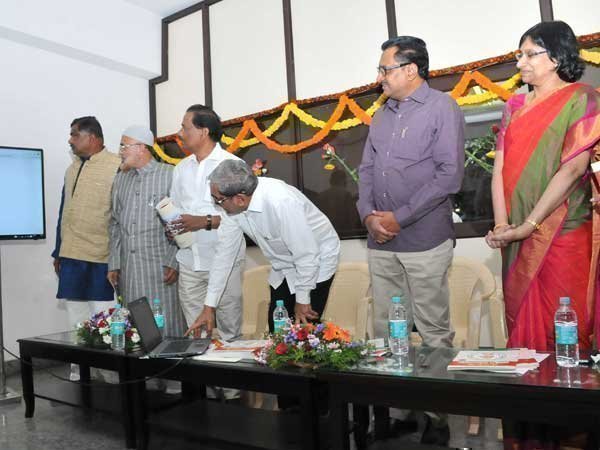 200 ల్యాబ్‌ టెక్నీషియన్‌ పోస్టుల భర్తీ