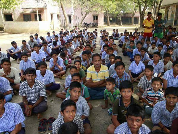 తోపుడు బండి అలా మొదలైంది...