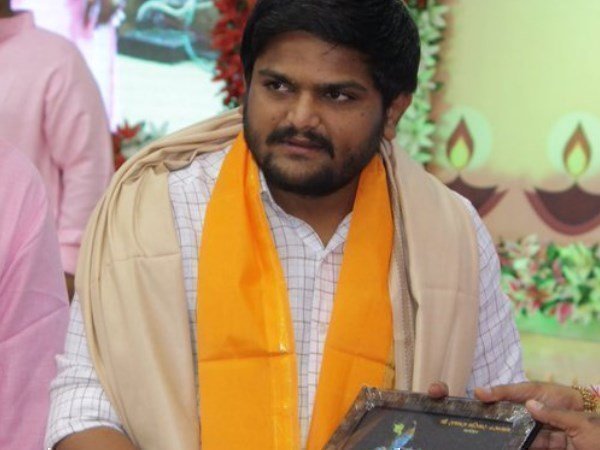 హార్దిక్‌ పటేల్‌కు కూడా చెక్‌ పెట్టవచ్చనే...