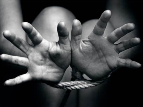  ఆశ్రమం నుంచి తప్పించుకోలేరు..