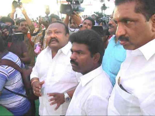  మానకొండూరులో దళితుడి ఆత్మహత్యతో రాష్ట్రవ్యాప్తంగా నిరసన
