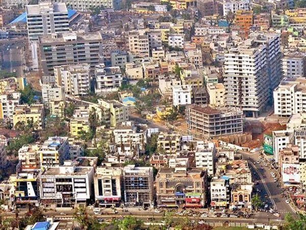 వివస్త్రను చేసింది వివస్త్రను చేసింది