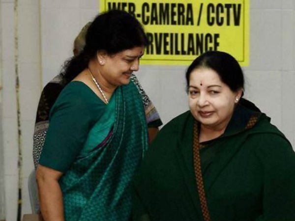 అందుకే కొత్తరకం పాచిక