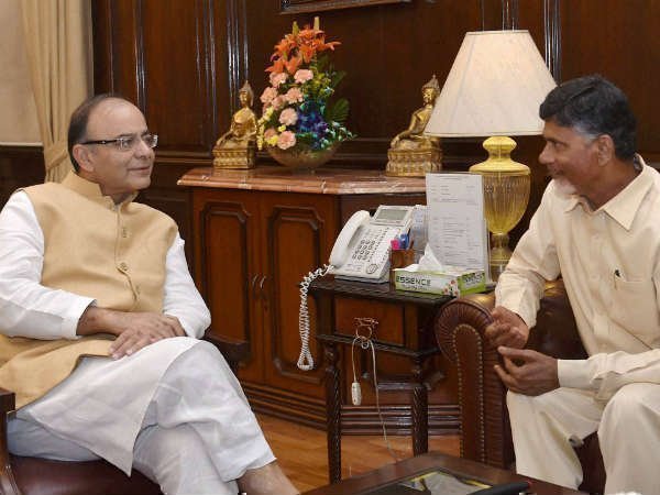 టీడీపీ-బీజేపీ నేతల మధ్య వాగ్వాదం