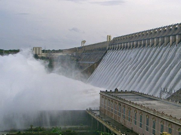 సొరంగాలతో గ్రావిటీ ద్వారా నాగార్జున సాగర్‌కు నీరు