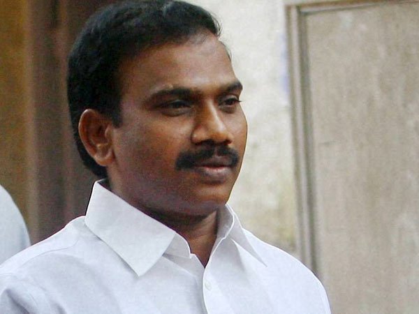డిఎంకె కాంగ్రెస్ హవాకు 2 జీ కేసు బ్రేక్