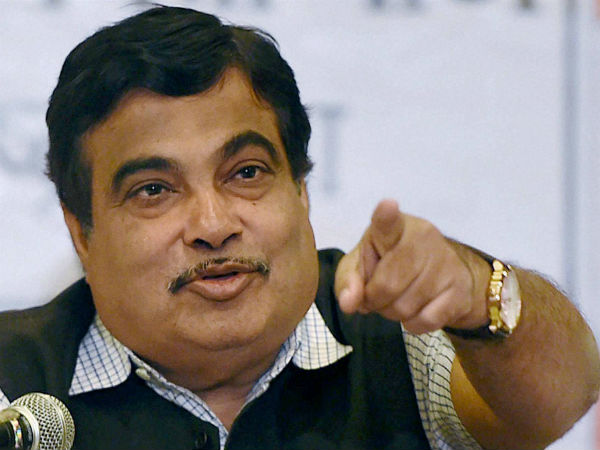 తొలిదశలో పెన్నార్ నుంచి పాలార్ మీదుగా కావేరికి మళ్లింపు