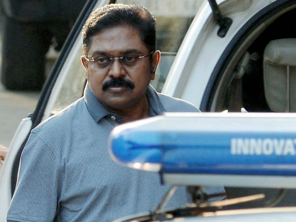 తమిళ రాజకీయాల్లో చక్రం తిప్పనున్న దినకరన్