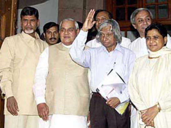  ఎదురొచ్చేవారు...వడ్డించేవారు...