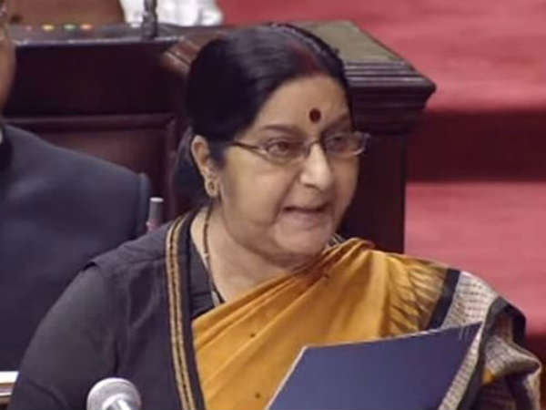 కంటతడి పెట్టిన సుష్మా స్వరాజ్... కంటతడి పెట్టిన సుష్మా స్వరాజ్...