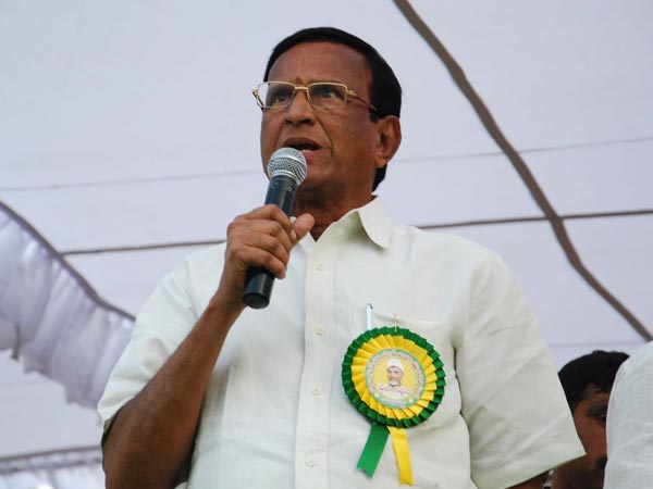  కొంత మంది బిజెపి నాయకులే..