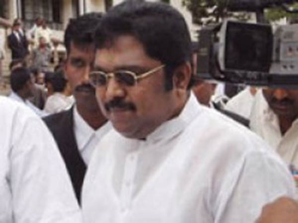 దినకరన్ హెచ్చరిక