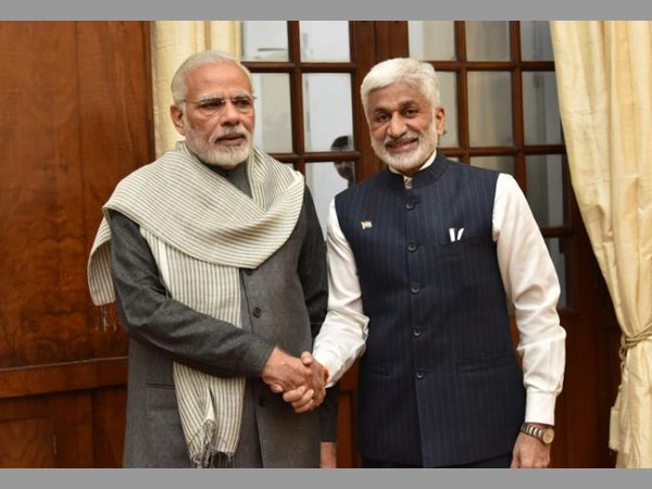 మోడీకి సాయి శుభాకాంక్షలు, 15 నిమిషాల నుంచి 30 గంట భేటీ