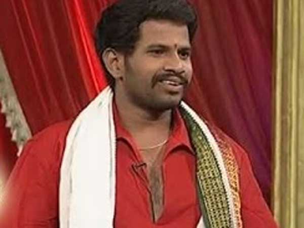 హైపర్ ఆది వర్సెస్ మహేష్ కత్తి