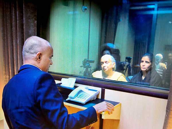  తల్లికి అనుమతి ఇవ్వని పాక్...