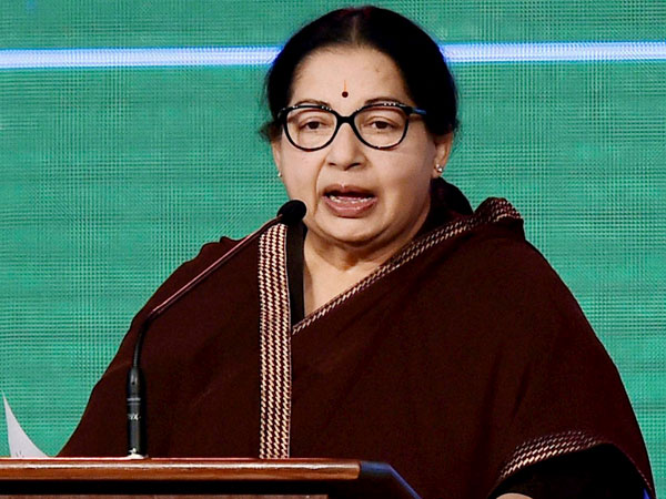  రహస్యంగా ఎంజీఆర్ దేవాలయాల సందర్శన ఇలా