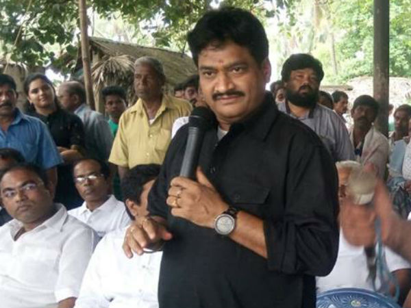 రేడియో జాకీకి వేధింపులు