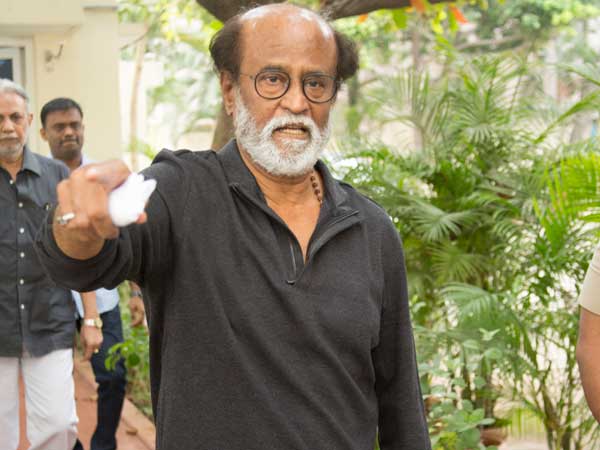 అభిమానుల ఆందోళన అభిమానుల ఆందోళన