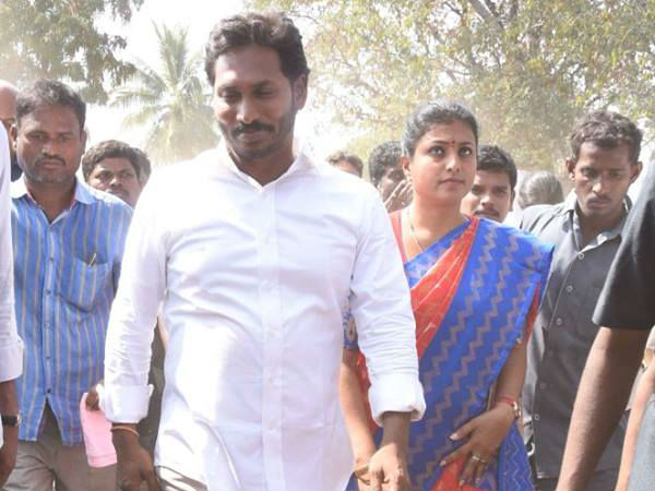 వైసీపీ అధినేత జగన్ పాదయాత్ర 