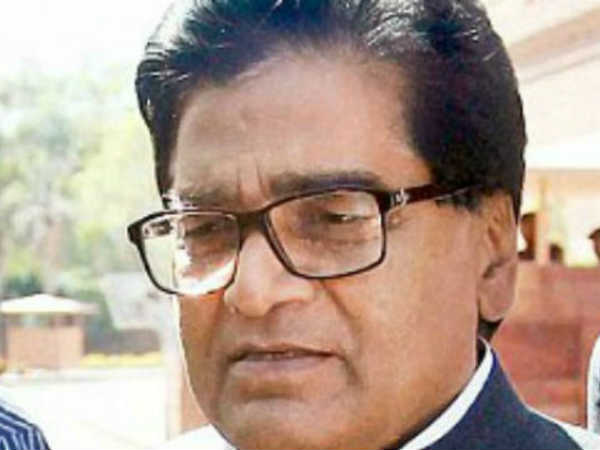  బిల్లును ప్రవేశపెట్టడానికి ముందే సభలోనే వ్యతిరేకత