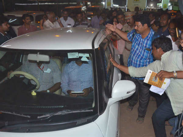 జరిగింది దాడి కాదని... జరిగింది దాడి కాదని...