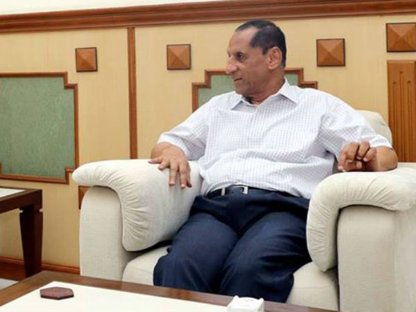 వీటి కోసం కలిశారు