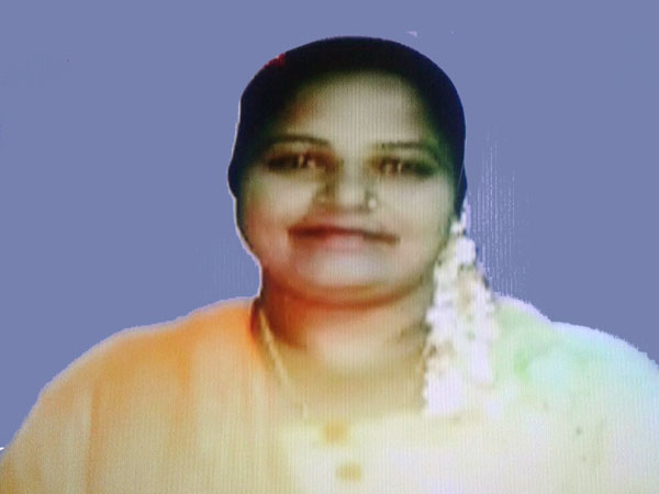  పడిపోయారు...సమర్పించుకున్నారు...