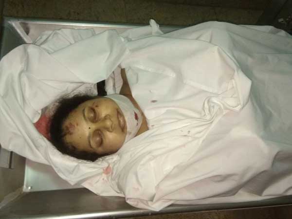  ఇద్దరు మహిళల సెల్‌పోన్లలో అభ్యంతరకర వీడియోలు