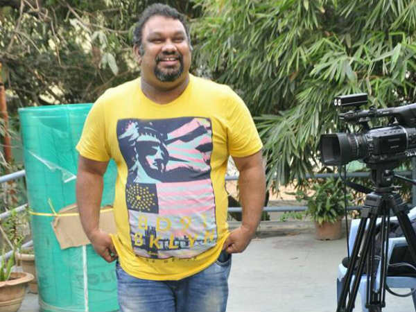 రిపోర్టర్ల ప్రశ్నలకు మహేష్ కత్తి ఉక్కిరిబిక్కిరి