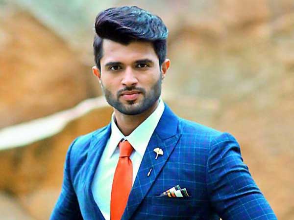 అర్జున్ రెడ్డి హీరో విజయ్ దేవరకొండతో...