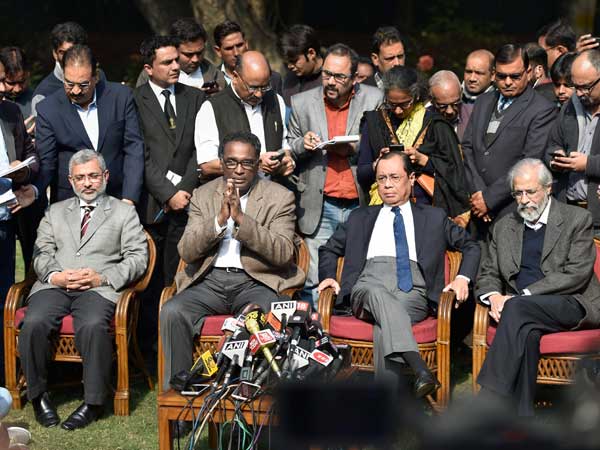  జస్టిస్ రంజన్ గోగోయ్