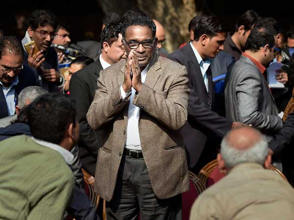 చీఫ్ జస్టిస్‌ను అడిగాం కానీ లాభం లేదు