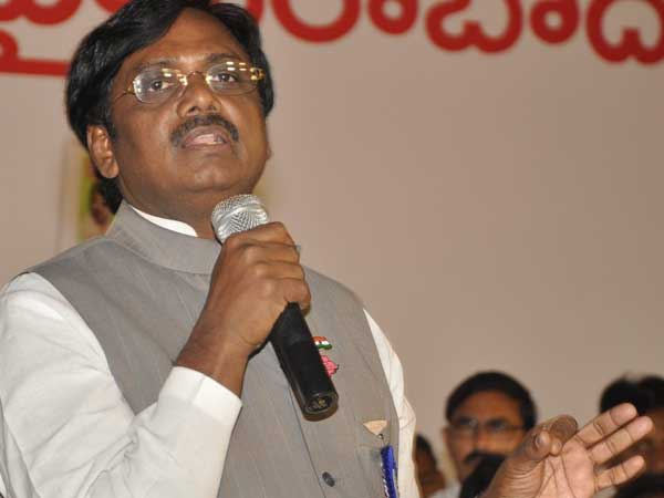 వివేక్ తప్పు చేశారు..