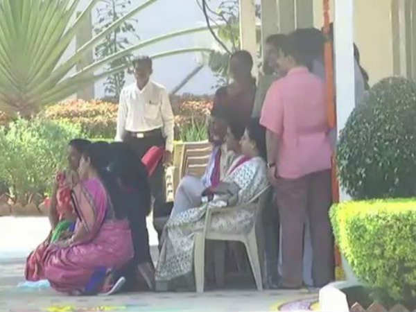  ఒకరోజు ముందే నారావారిపల్లెలో పొంగల్ సందడి