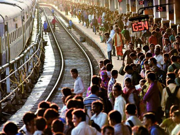 స్పెషల్ రైళ్లలో...స్పెషల్ బాదుడు