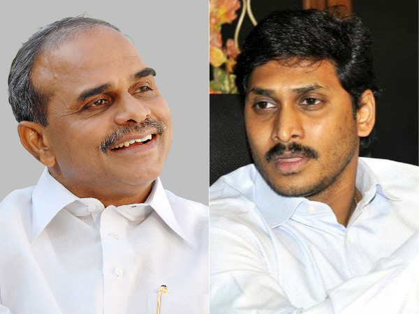 వైఎస్‌ను కోల్పోవడం తీరని లోటు