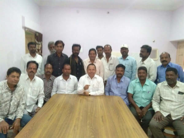  అతనికి భారీగా ఆస్తులు..