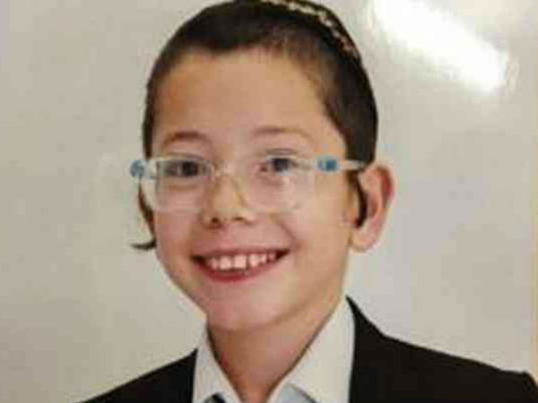 ఇంటిని మోషే పేరిట రిజిస్టర్ చేయమని...