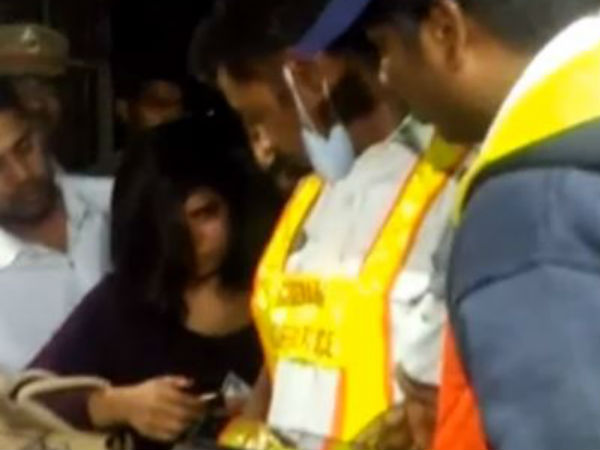 యువతి వీరంగం