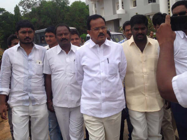 మోత్కుపల్లి వివరణ కోరాలని టిడిపి నిర్ణయం