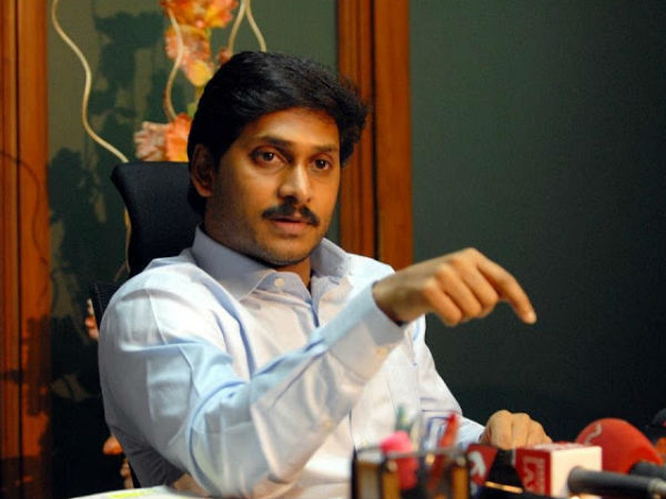 అదే దారిలో జగన్