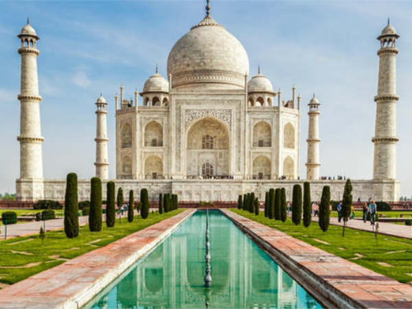 పర్యాటకులను ఆకర్షించేందుకు వీసా విధానం సులభతరం చేయాలి